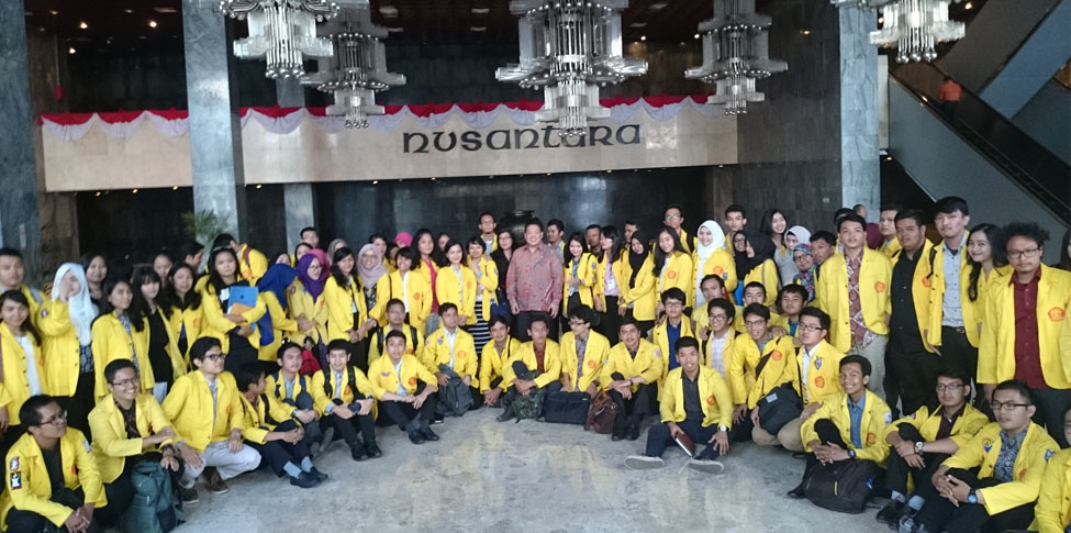 Charles Honoris Bersama Mahasiswa UI